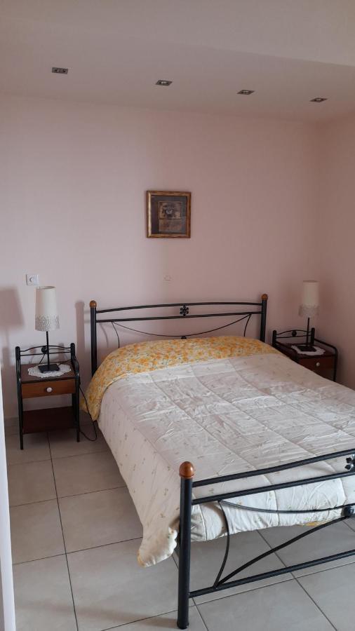 Akrata Rose Garden Apartments I Paralia Akratas エクステリア 写真